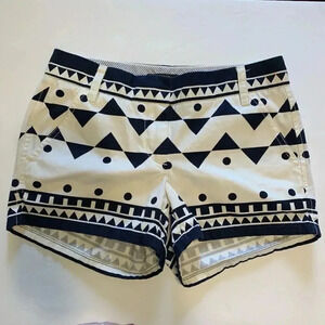 J Crew‎ Chino Stretch Shorts Women's Size 00 White With Blue Geometric Pattern